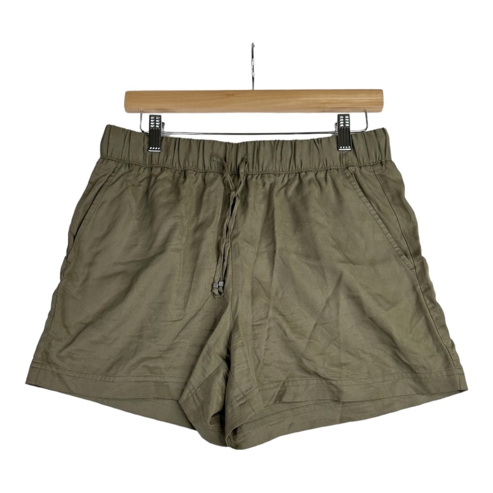 Banana Republic Women's Green Pencil Pull on Shorts Size 6‎